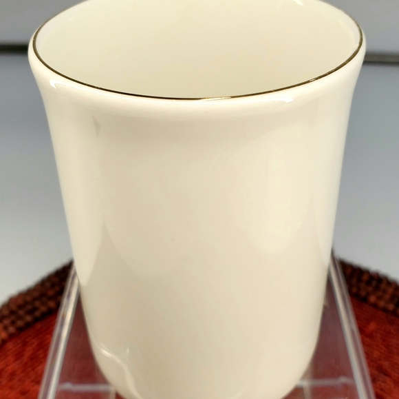 Irish Liffey Artefacts Irish Writers Mug (C14) - Picture 7 of 9